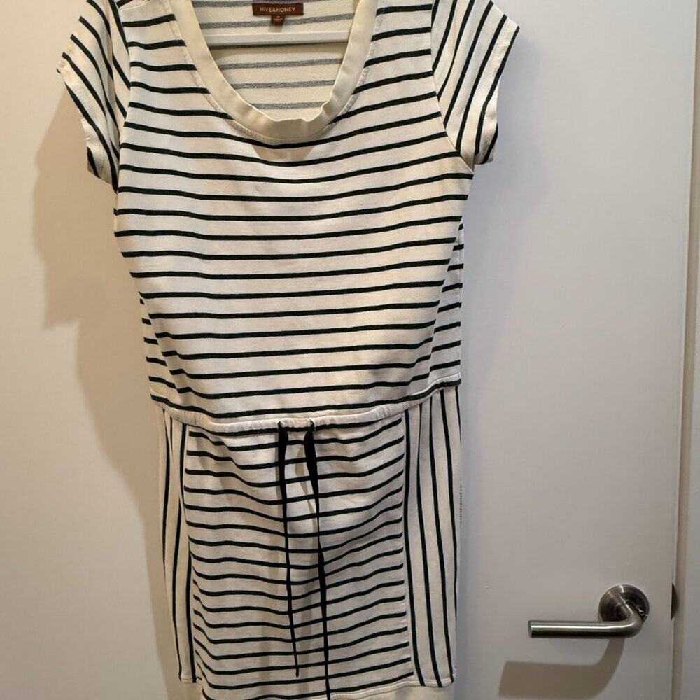 Hive & Honey Cream Black Stripe T-Shirt Dress Size M — Casual Everyday - Picture 7 of 9